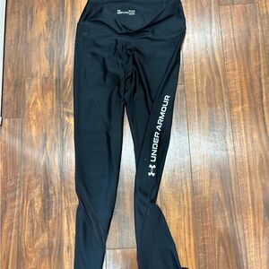 Under Armour Womem’s Black Active Leggings